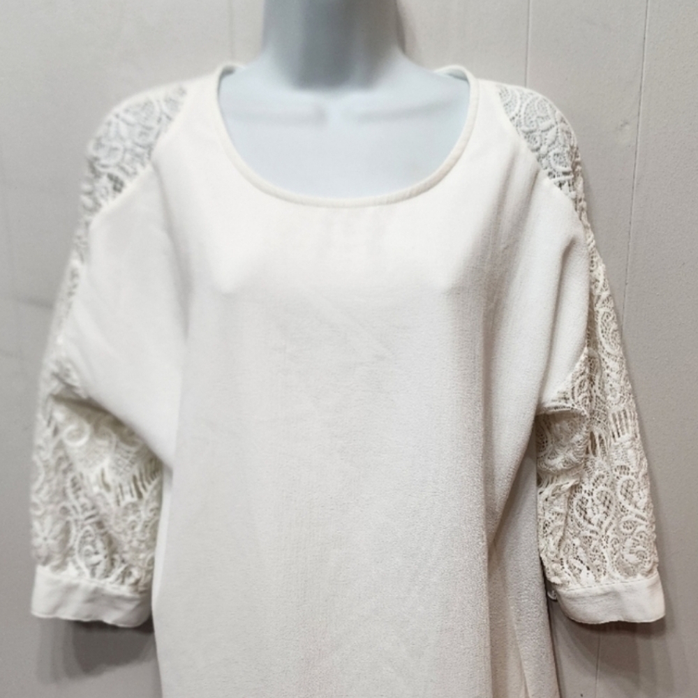 Daytrip Blouse XS Buckle Off White Lace 3/4 Sleeve Lightweight Casual Sheer C318